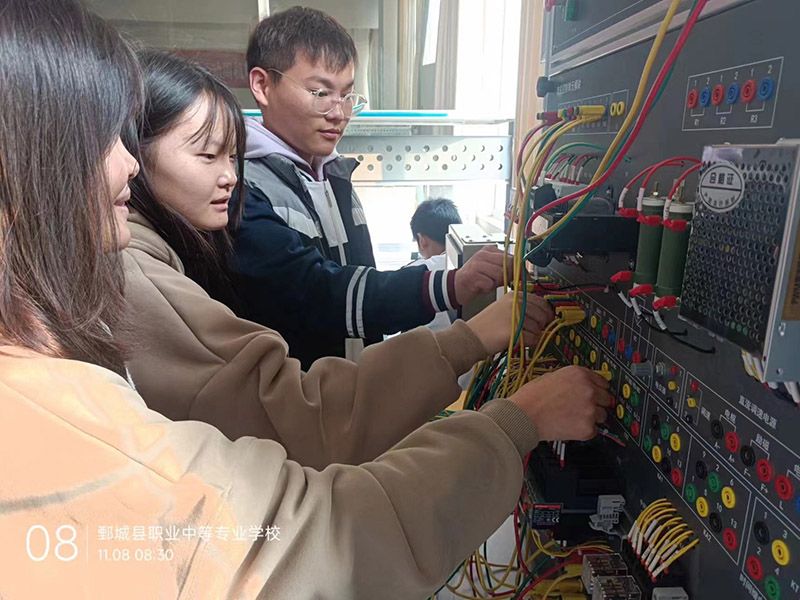 戳我试试